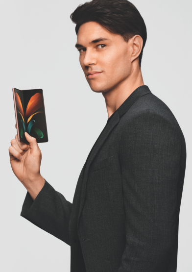 samsung galaxy z gold 2 tanıtım gq