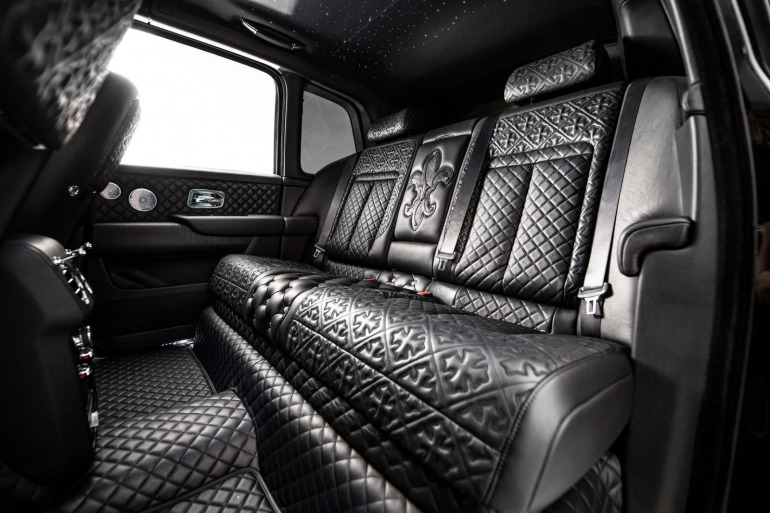 Drake In Biricik Yeni Rolls Royce U