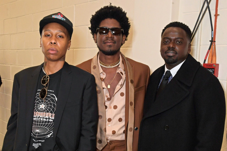 Burberry ilkbahar yaz 2023