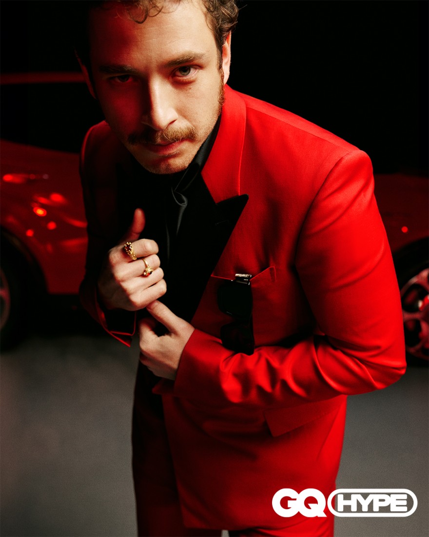 Modern Tutku: Cem Yiğit Üzümoğlu