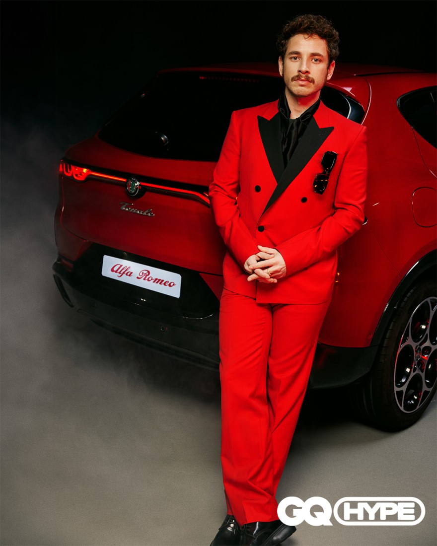 Modern Tutku: Cem Yiğit Üzümoğlu