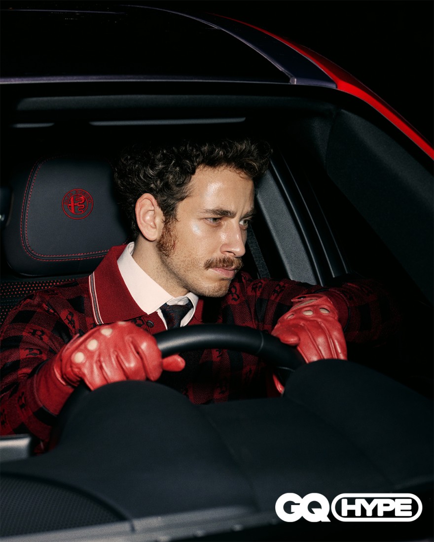 Modern Tutku: Cem Yiğit Üzümoğlu