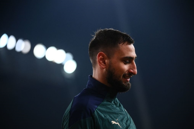 1-twitter-ac-milan-giaunluigi-donnarumma-italya-euro-2020-kaleci-en-degerli-mino-raiola (2)