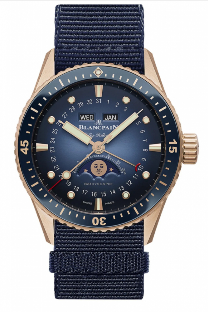 Blancpain_Fifty_Fathoms_Bathyscaphe_Quantième_Complet_in_43mm