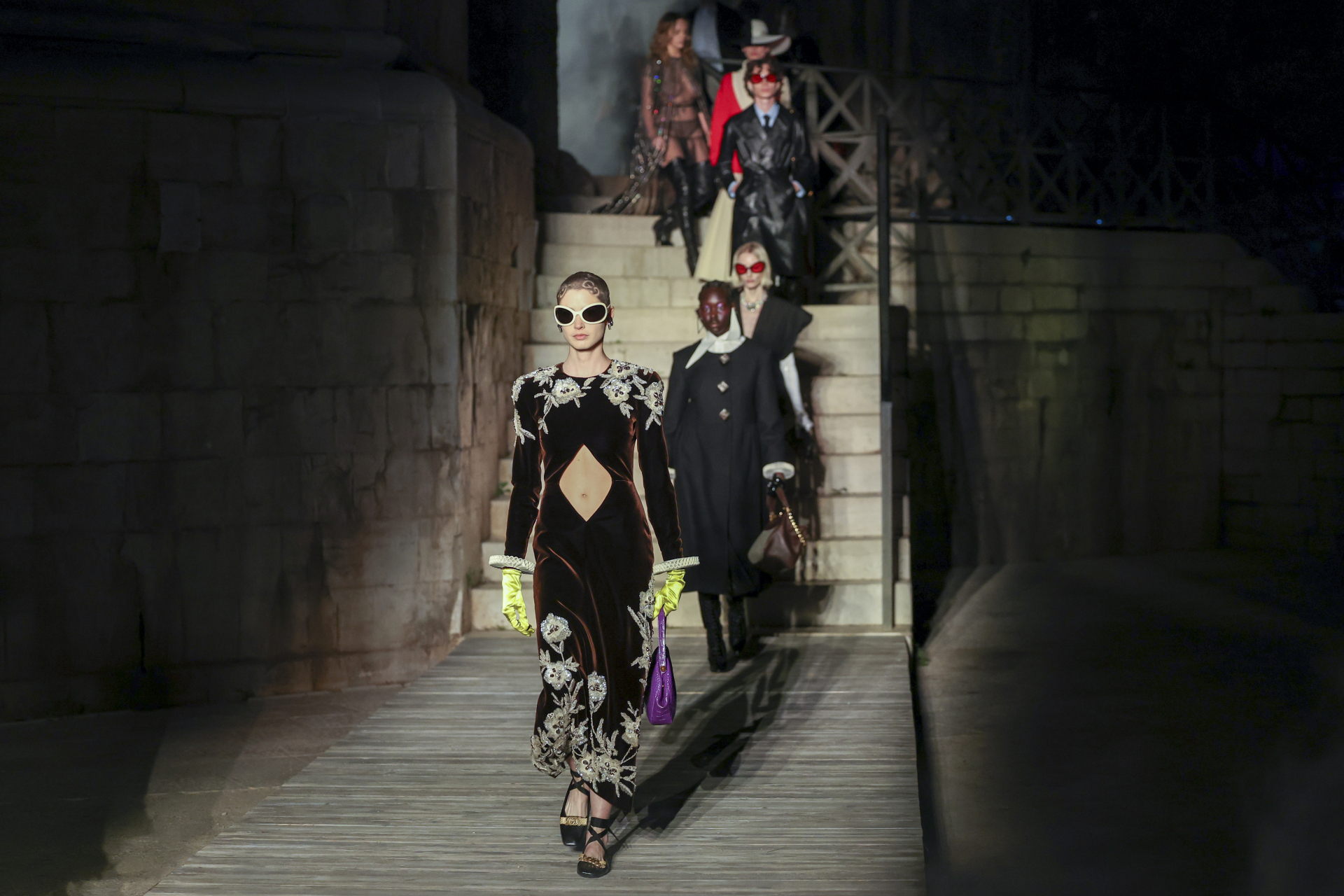 Gucci Cosmogonie: Moda Dünyası İçin Yeni, Parlak Bir Takımyıldız